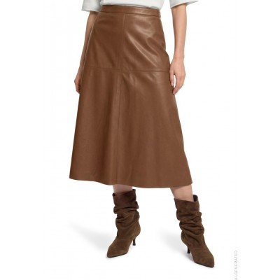 Betty Barclay - 9306 2738 Half lange rok cognac immitaite leer. Betty Barclay - 9306 2738 Half lange rok cognac immitaite leer.