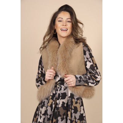 Yess - Bolero W24C401 beige bodywarmer met fake fur.